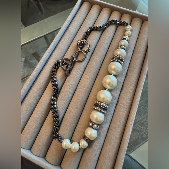 Vintage Givenchy necklace - Picture 8 of 8